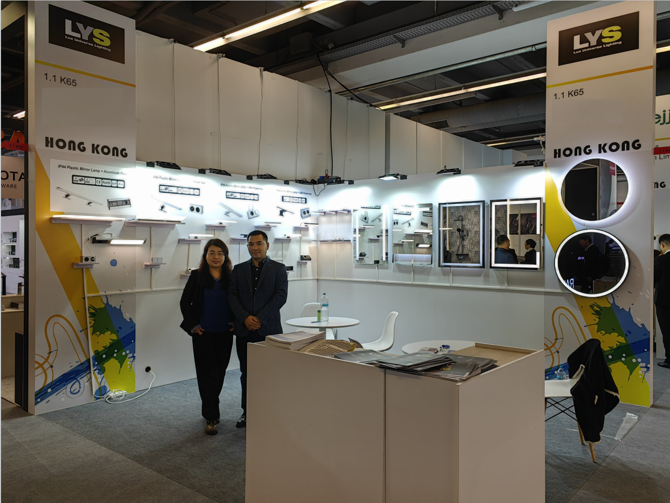 Etalase Cermin LED ing ISH Frankfurt 2023 - Warta - Ningbo Lux universe Lighting Technology Co., Ltd.